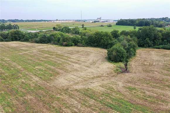 14 Acres of Agricultural Land for Sale in Spring Hill, Kansas