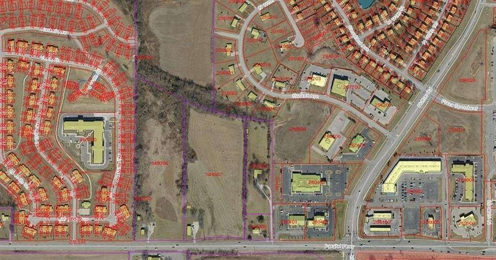 9.84 Acres of Mixed-Use Land for Sale in Kansas City, Kansas