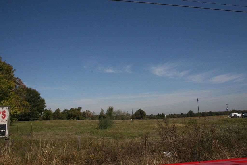 4 Acres of Improved Land for Sale in Sealy, Texas
