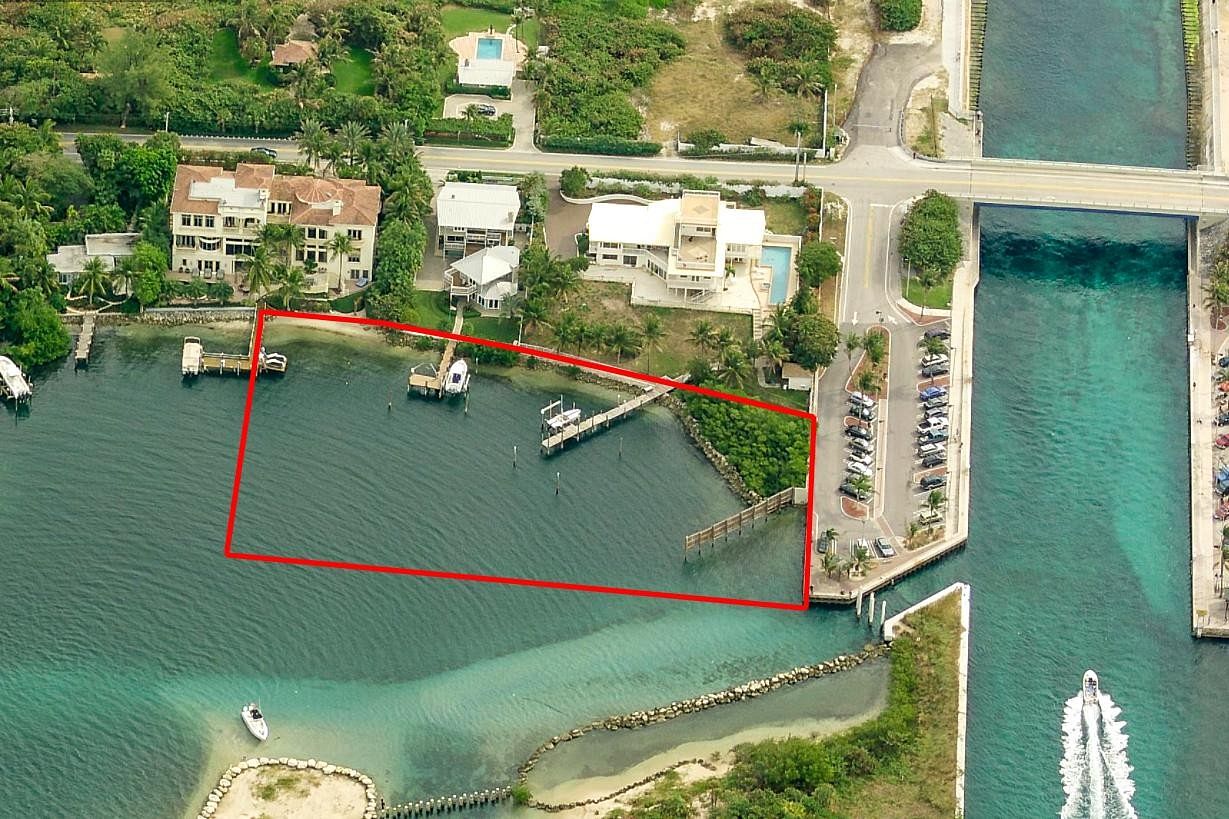 1.5 Acres of Residential Land for Sale in Manalapan, Florida