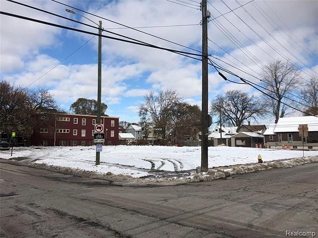 0.49 Acres of Land for Sale in Detroit, Michigan