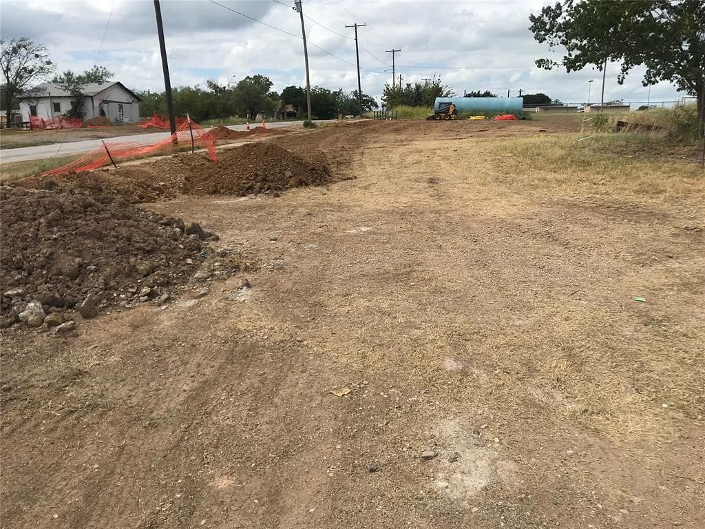 1.1 Acres of Commercial Land for Sale in Breckenridge, Texas