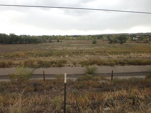 3.2 Acres of Commercial Land for Sale in Española, New Mexico
