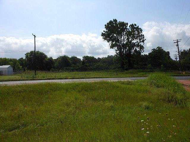 2.3 Acres of Commercial Land for Sale in Lufkin, Texas