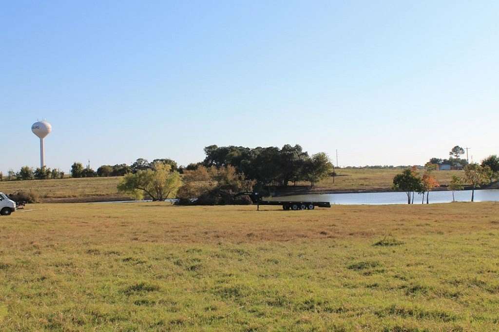 65 Acres of Land for Sale in Schulenburg, Texas