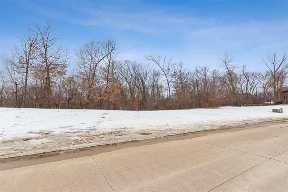 1.3 Acres of Residential Land for Sale in Cedar Rapids, Iowa