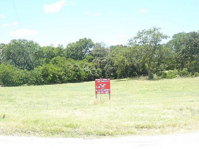 1.1 Acres of Commercial Land for Sale in Flower Mound, Texas