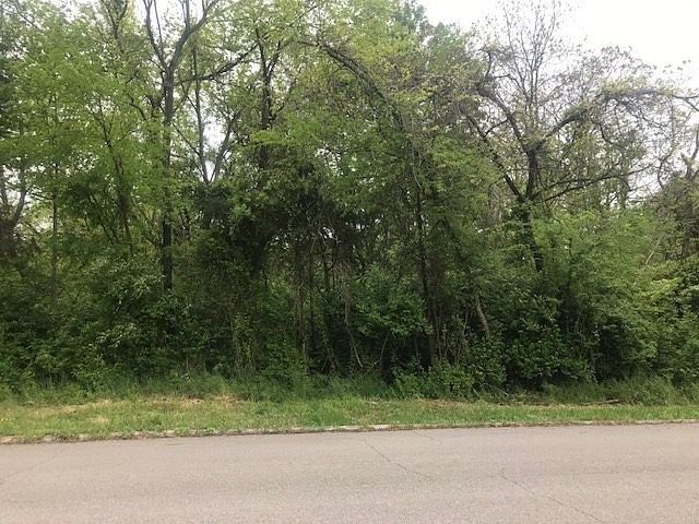 0.52 Acres of Residential Land for Sale in Morristown, Tennessee