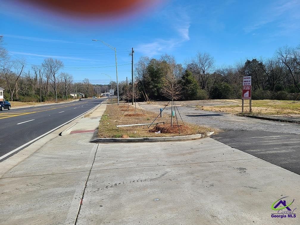 0.91 Acres of Commercial Land for Sale in Macon, Georgia