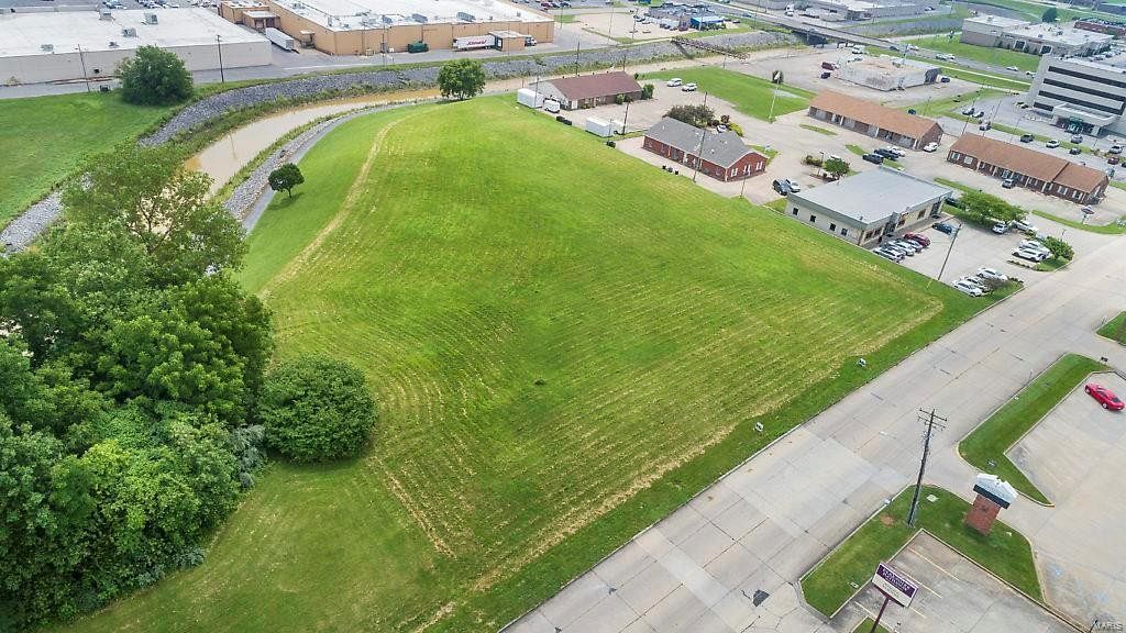1.4 Acres of Commercial Land for Sale in Cape Girardeau, Missouri