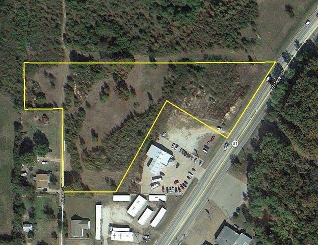 6 Acres of Mixed-Use Land for Sale in Athens, Texas
