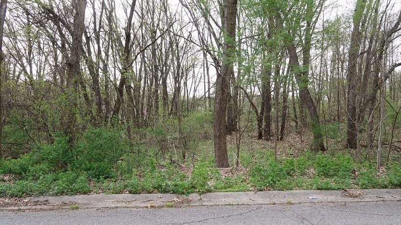 0.48 Acres of Residential Land for Sale in Elkhart, Indiana