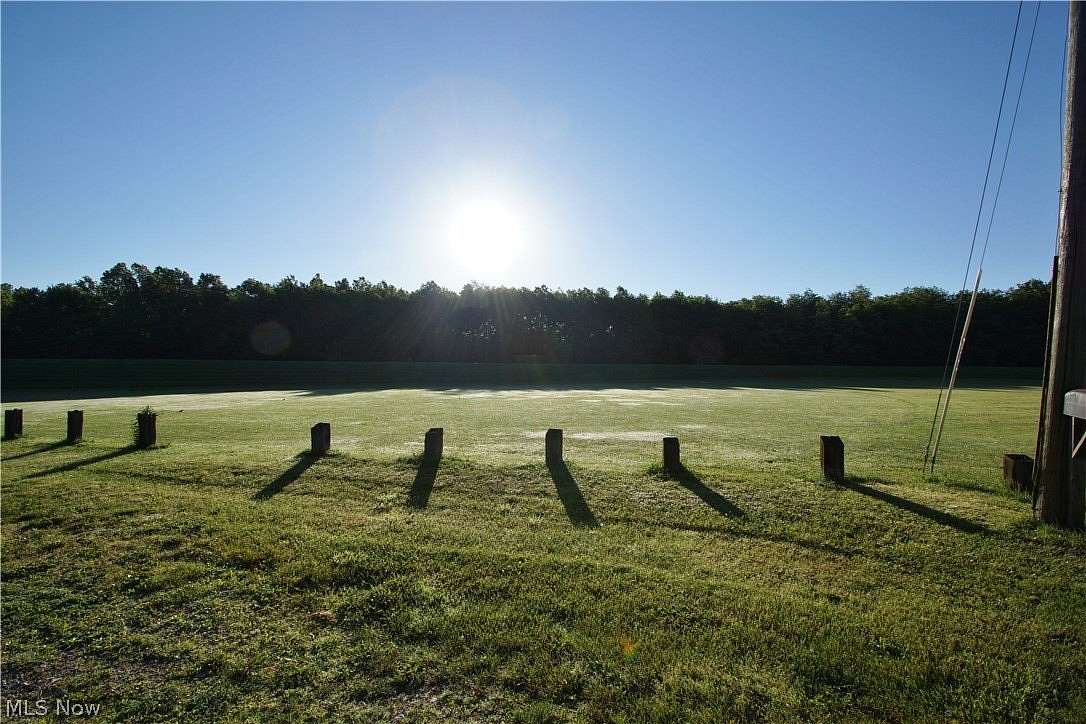 5 Acres of Improved Residential Land for Sale in Brewster, Ohio