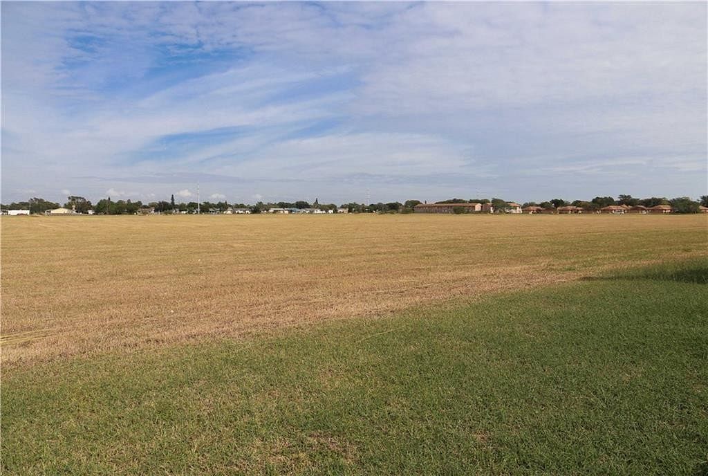 29.6 Acres of Commercial Land for Sale in Corpus Christi, Texas