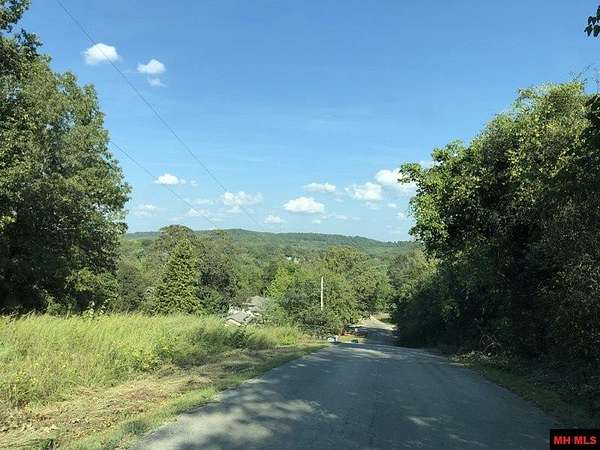0.22 Acres of Land for Sale in Yellville, Arkansas