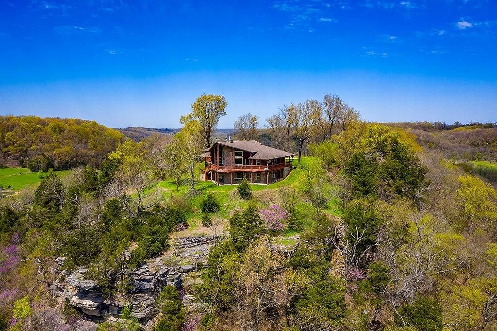 25.7 Acres of Land & Home for Sale in Washburn, Missouri LandSearch