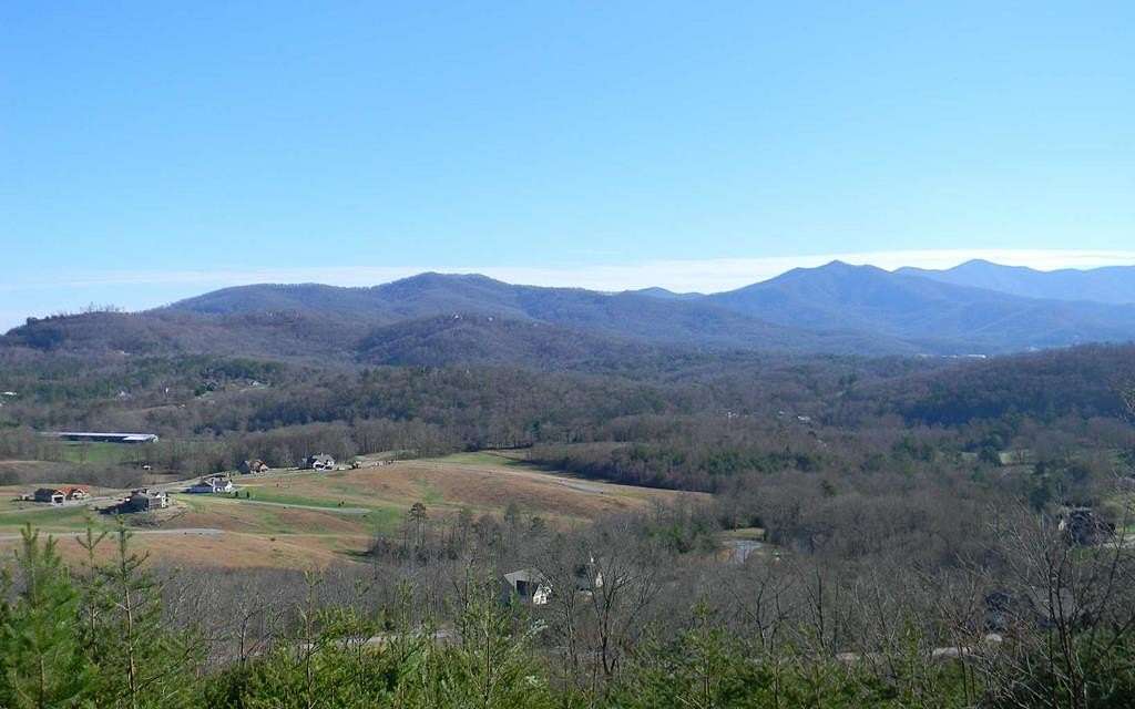 1 Acre of Land for Sale in Young Harris, Georgia