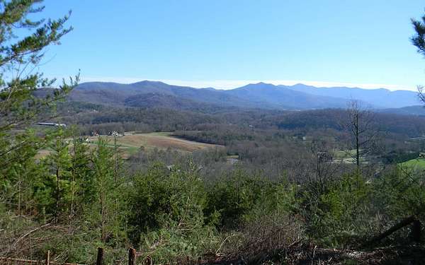 1 Acre of Land for Sale in Young Harris, Georgia