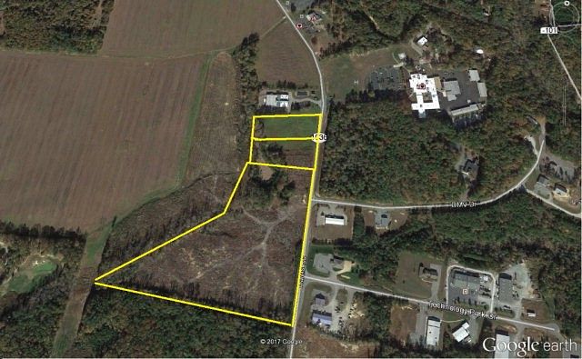 12 Acres of Mixed-Use Land for Sale in Kilmarnock, Virginia