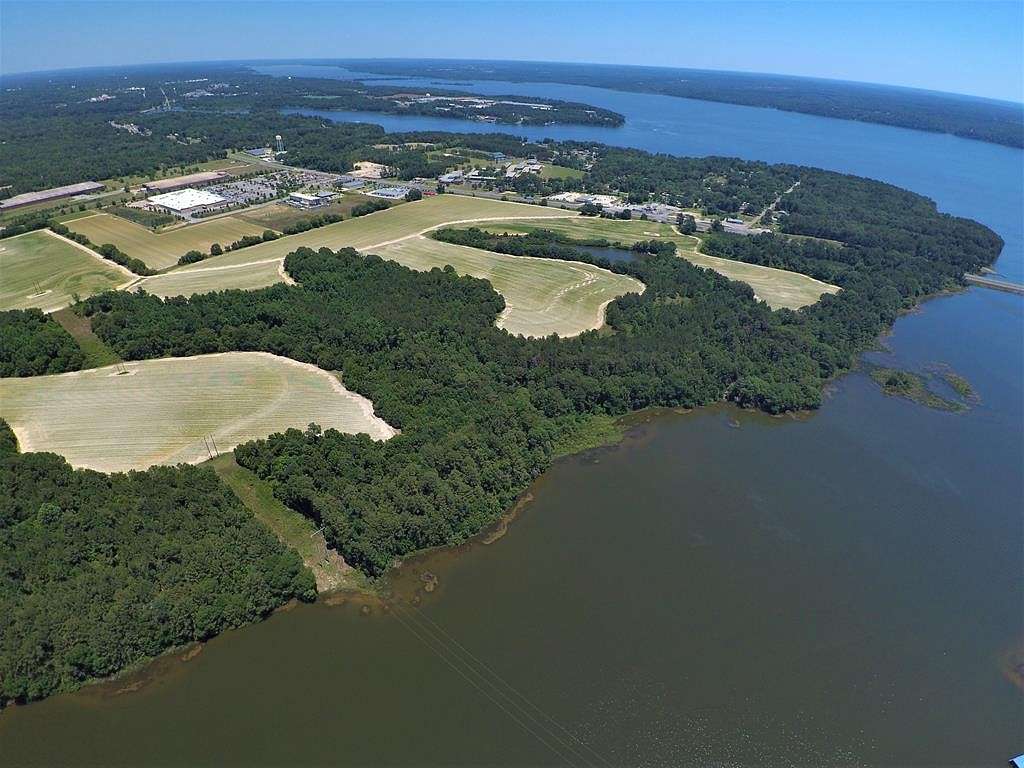 318 Acres of Mixed-Use Land for Sale in Eufaula, Alabama