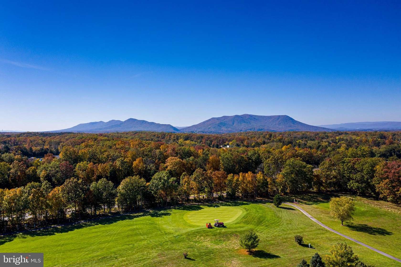 183 Acres of Land for Sale in Middletown, Virginia