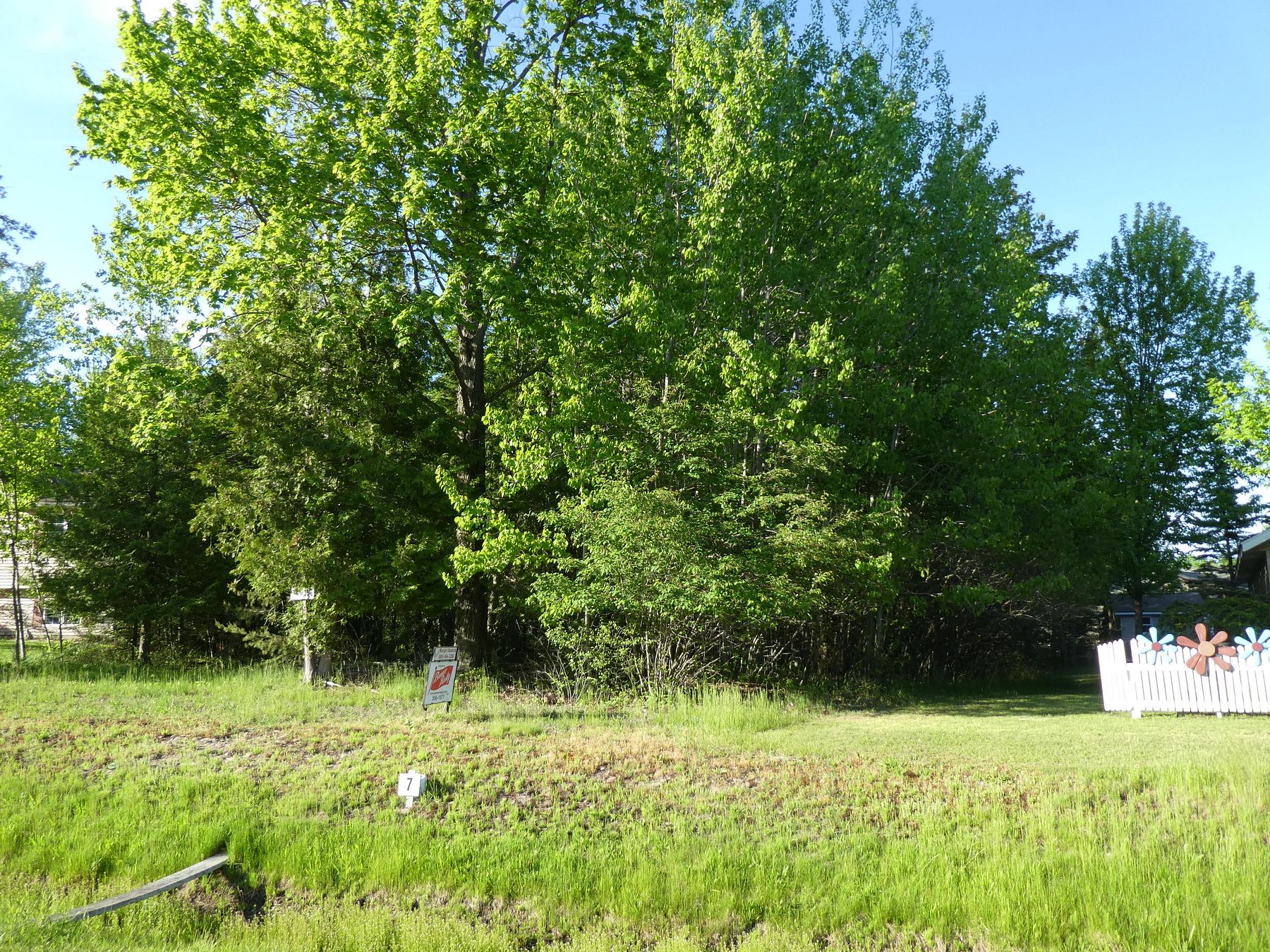 0.25 Acres of Residential Land for Sale in Alpena, Michigan