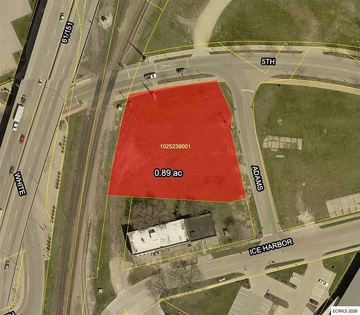 0.89 Acres of Commercial Land for Sale in Dubuque, Iowa