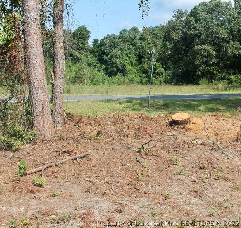1 Acre of Land for Sale in Raeford, North Carolina