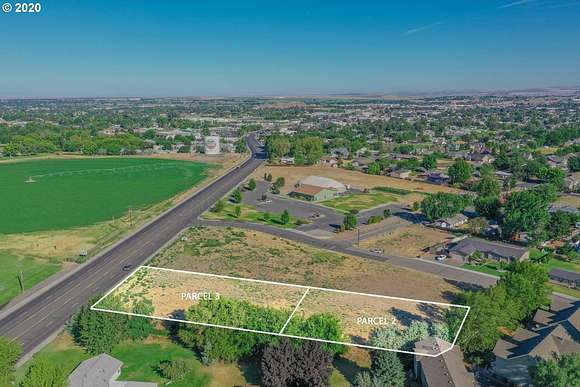 0.45 Acres of Commercial Land for Sale in Hermiston, Oregon