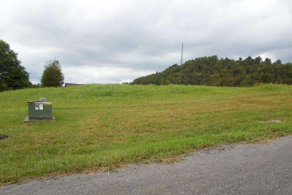 0.26 Acres of Residential Land for Sale in Lebanon, Virginia