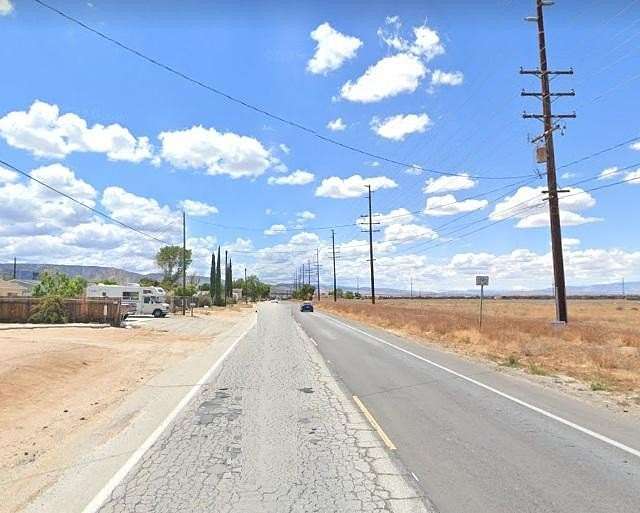 4.33 Acres of Land for Sale in Quartz Hill, California