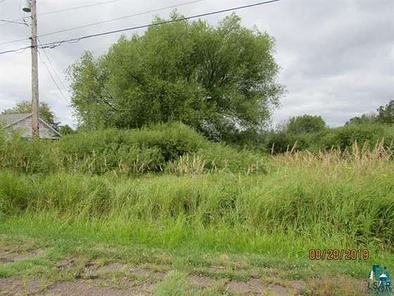 0.5 Acres of Residential Land for Sale in Superior, Wisconsin