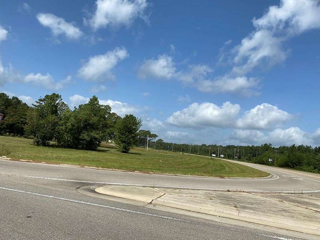 2.7 Acres of Commercial Land for Sale in Ellisville, Mississippi