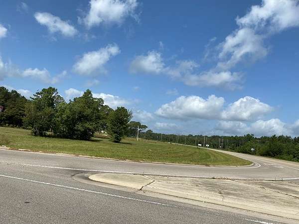 2.7 Acres of Commercial Land for Sale in Ellisville, Mississippi
