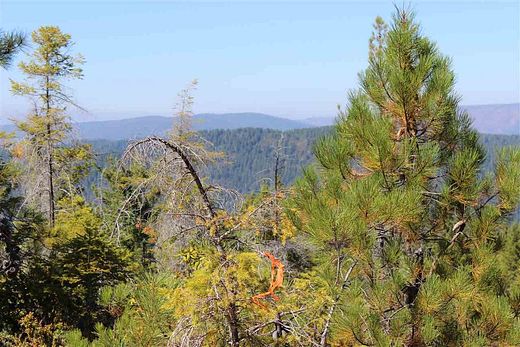 22.9 Acres of Recreational Land for Sale in Gasquet, California