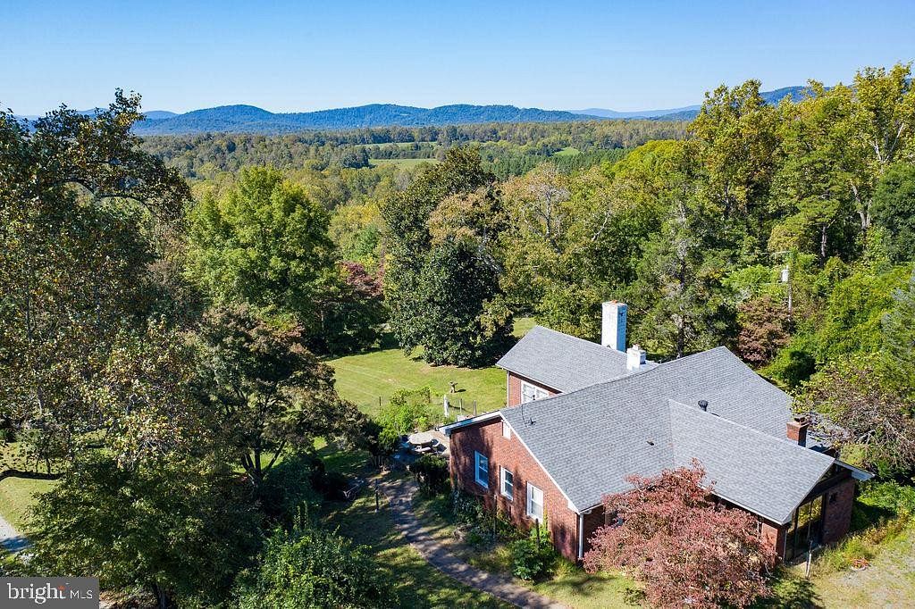 19.8 Acres of Land with Home for Sale in Charlottesville, Virginia