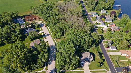 1.4 Acres of Residential Land for Sale in Oshkosh, Wisconsin