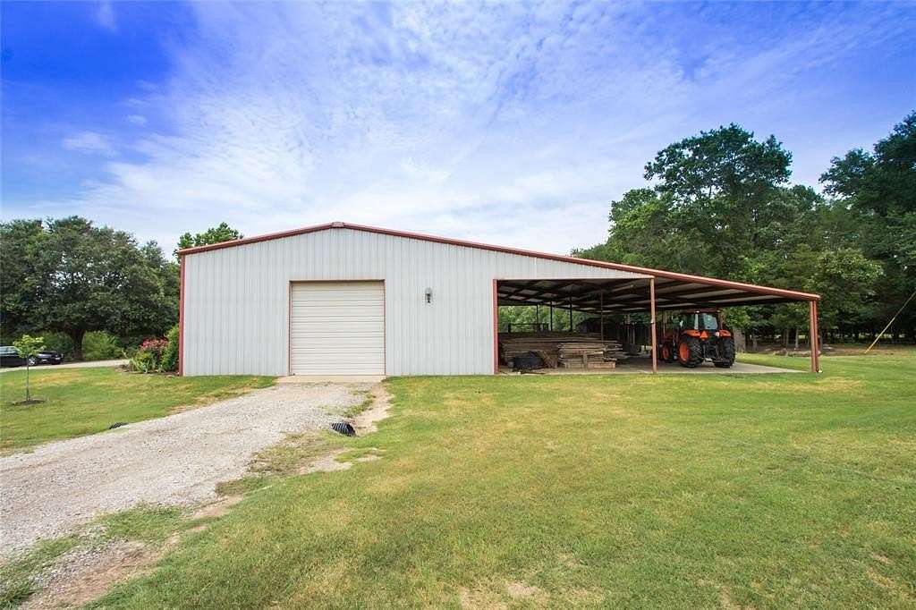 61.2 Acres of Agricultural Land with Home for Sale in Ben Wheeler