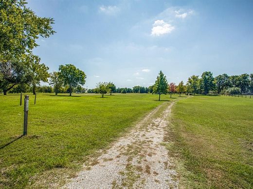 3 Acres of Improved Residential Land for Sale in Lucas, Texas