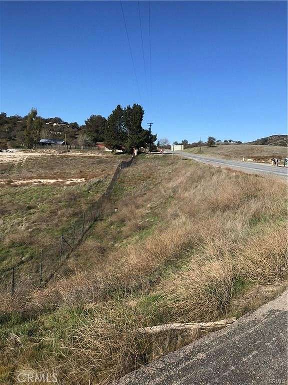 5.012 Acres of Mixed-Use Land for Sale in Bradley, California