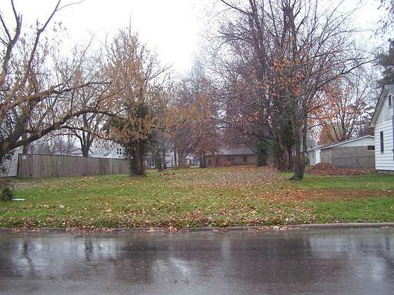 0.26 Acres of Residential Land for Sale in Marion, Illinois