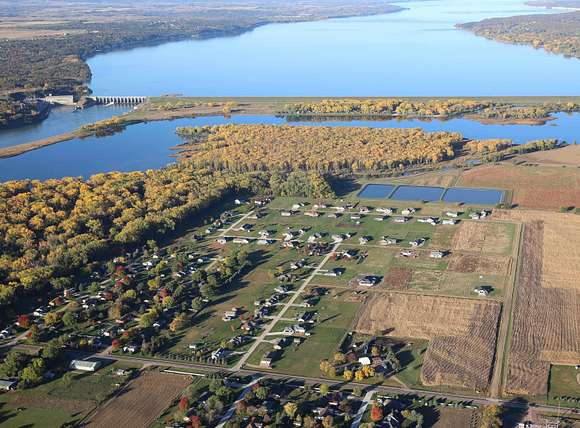 1.02 Acres of Land for Sale in Yankton, South Dakota