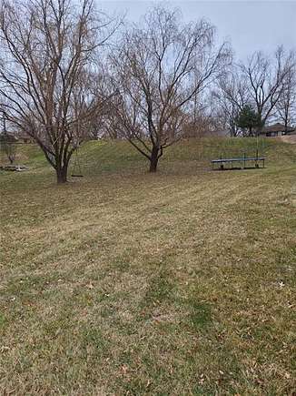 0.304 Acres of Residential Land for Sale in Parkville, Missouri