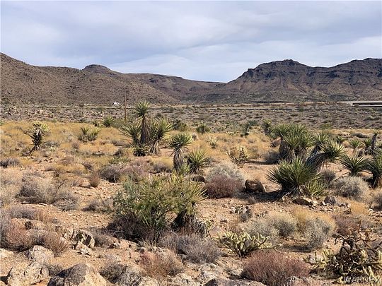6.6 Acres of Mixed-Use Land for Sale in Golden Valley, Arizona