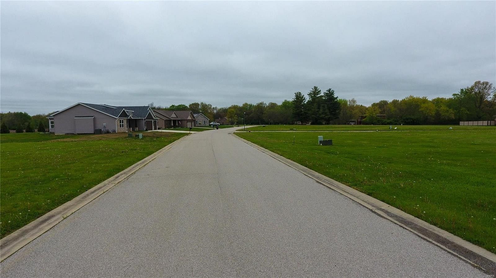 0.35 Acres of Residential Land for Sale in Staunton, Illinois