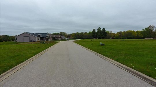 Residential Land for Sale in Staunton, Illinois