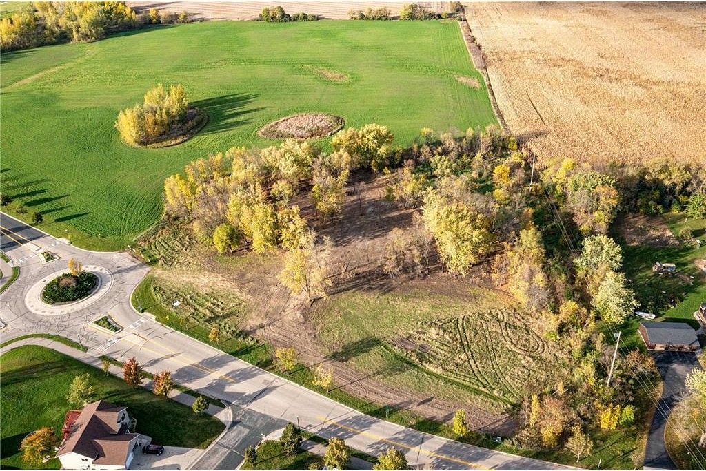 4 Acres of Residential Land for Sale in Hutchinson, Minnesota