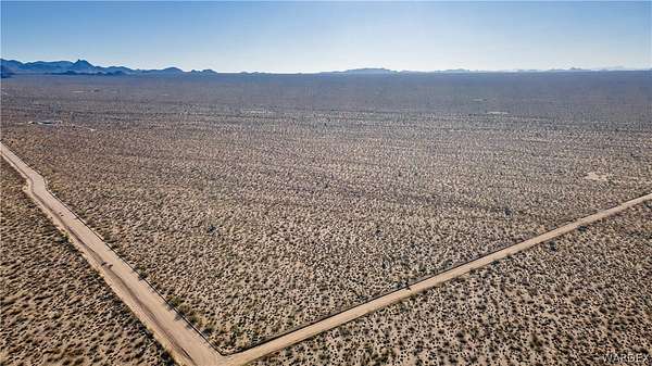 40 Acres of Recreational Land & Farm for Sale in Yucca, Arizona