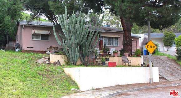 4.5 Acres of Residential Land with Home for Sale in Los Angeles, California