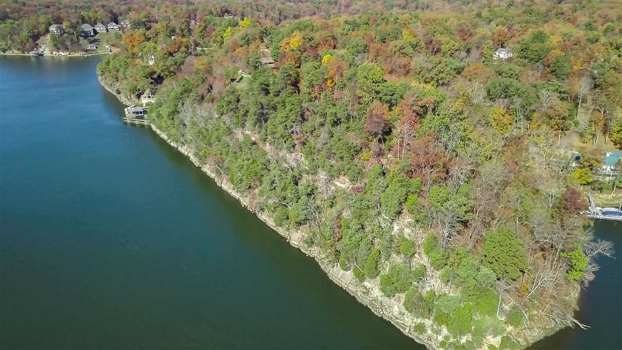 2.8 Acres of Residential Land for Sale in Savannah, Tennessee